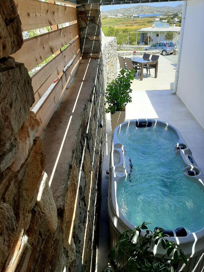 Blue View Villa Apartment #3 With Jacuzzi Parasporos Exteriör bild