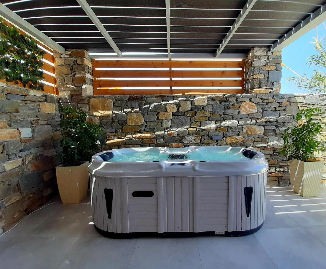 Blue View Villa Apartment #3 With Jacuzzi Parasporos Exteriör bild
